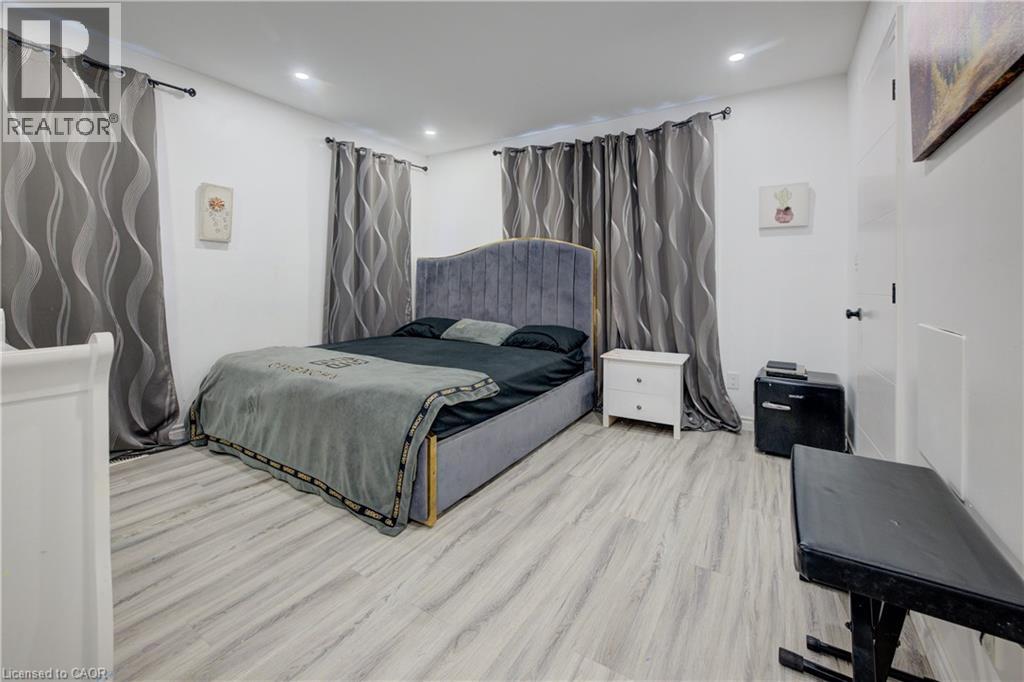 31 Bonfair Court, Kitchener, Ontario  N2M 4P6 - Photo 17 - 40780855