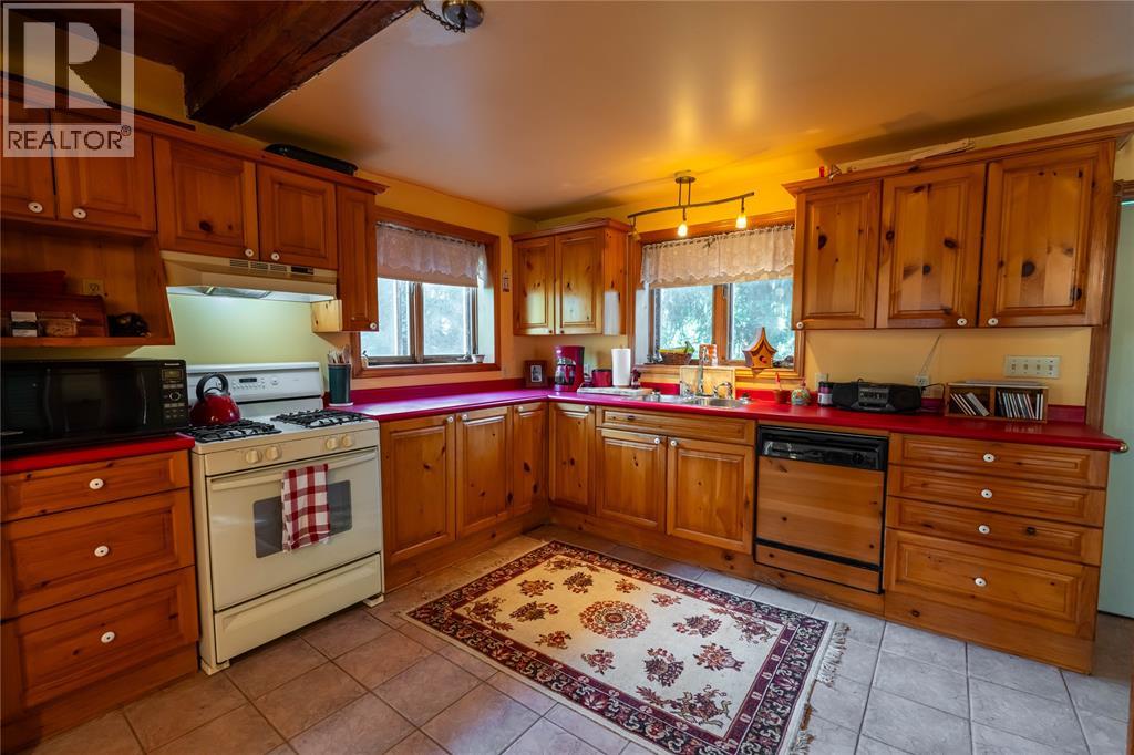 1405 Main Street, St Clair, Ontario  N0P 2R0 - Photo 11 - 26000619