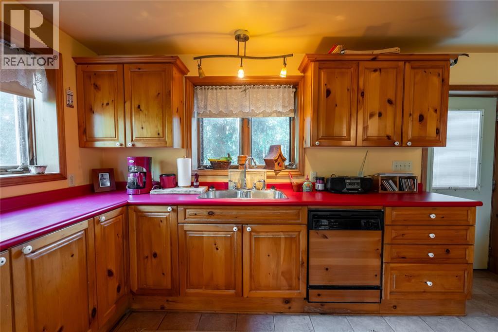 1405 Main Street, St Clair, Ontario  N0P 2R0 - Photo 12 - 26000619