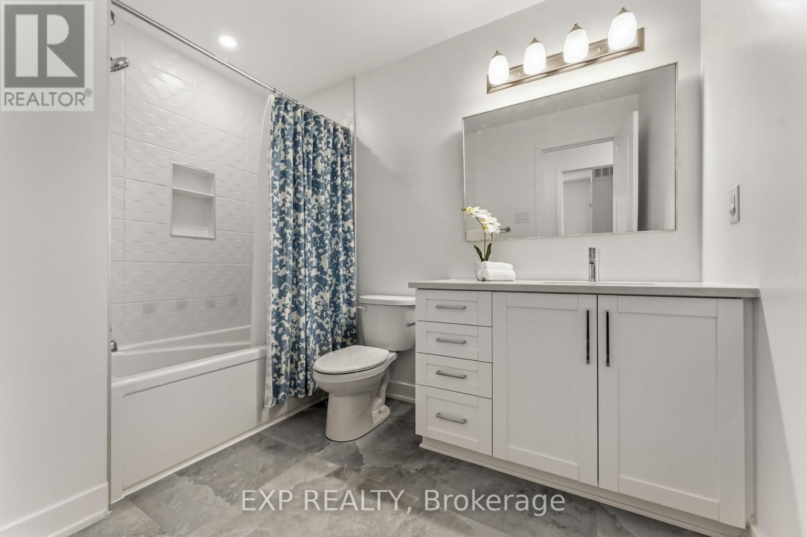 911 Duxbury Lane, Ottawa, Ontario  K4M 0M2 - Photo 12 - X12884506