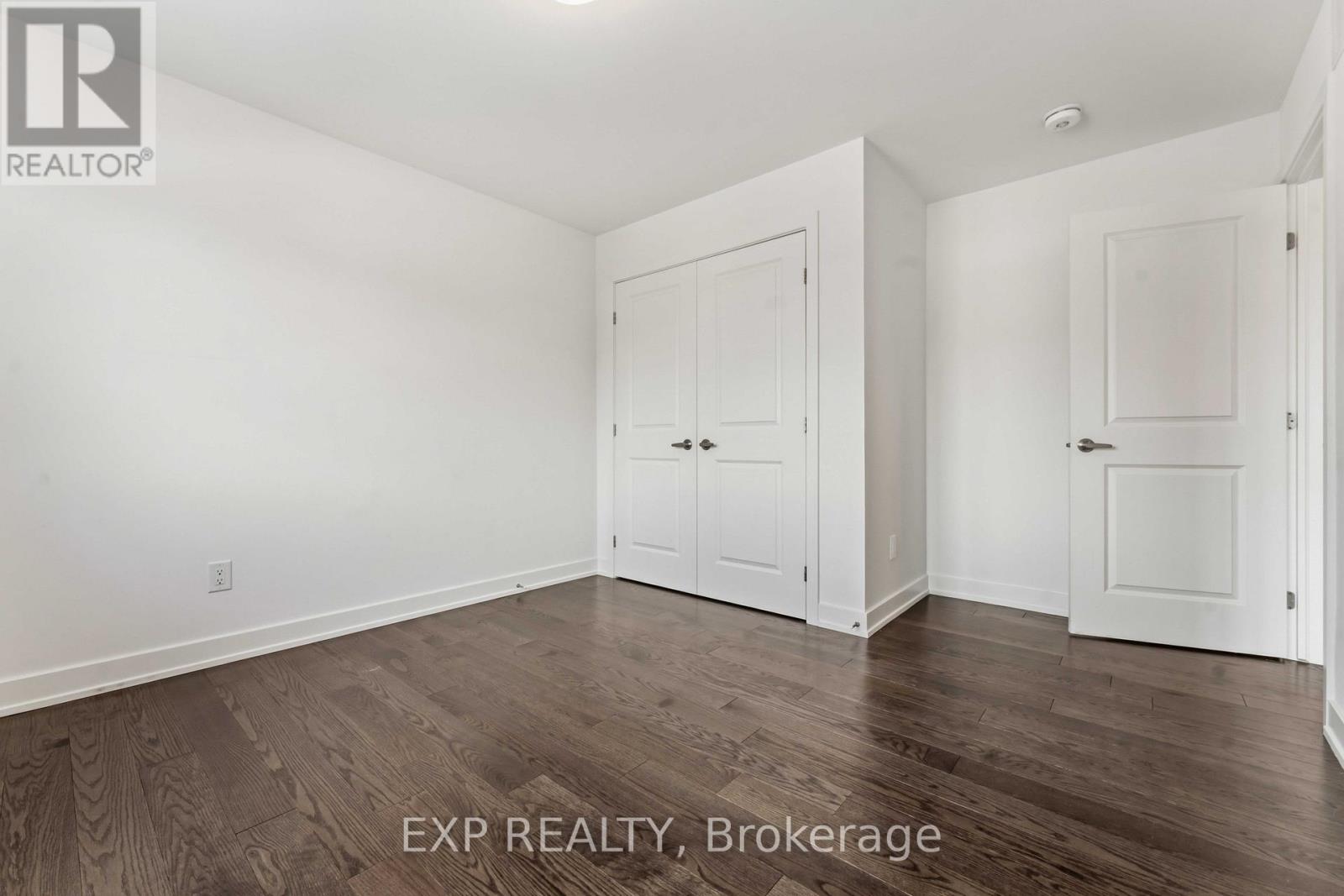 911 Duxbury Lane, Ottawa, Ontario  K4M 0M2 - Photo 21 - X12884506