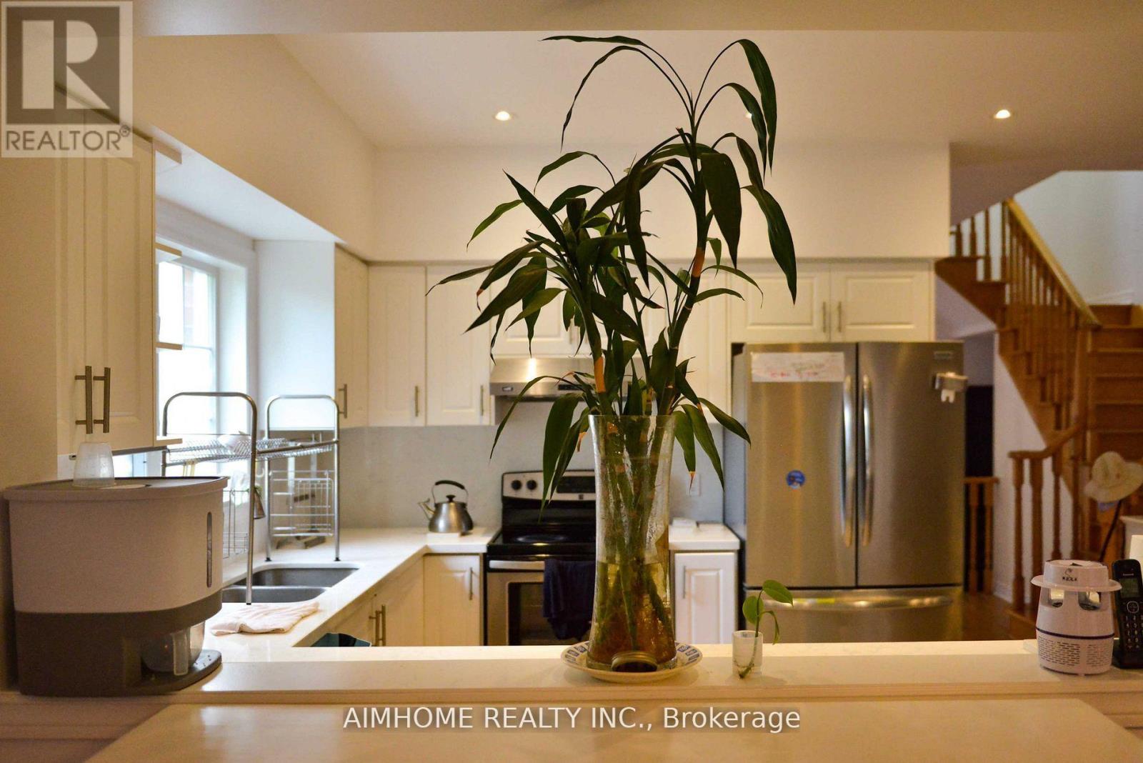 228 Kimono Crescent, Richmond Hill, Ontario  L4S 2A4 - Photo 8 - N12884496