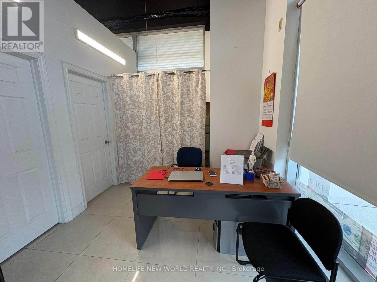 101 - 7130 Warden Avenue, Markham, Ontario  L3R 1S2 - Photo 4 - N12884508