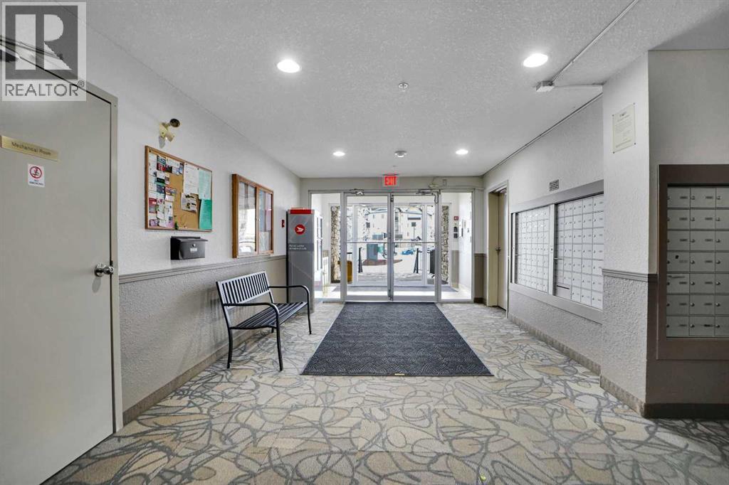 8302, 304 Mackenzie Way Sw, Airdrie, Alberta T4B 3H6 - Photo 28 - A2292420