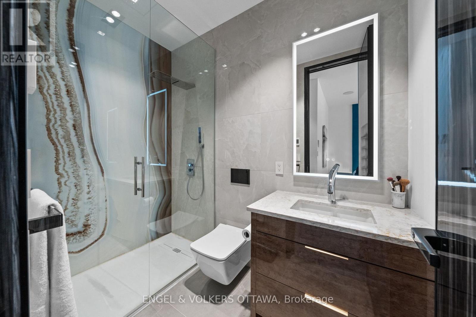 1 Delong Drive, Ottawa, Ontario  K1J 7E7 - Photo 40 - X12884522