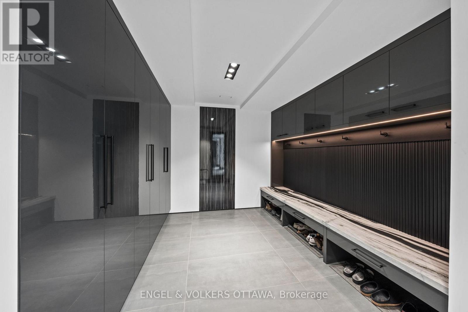 1 Delong Drive, Ottawa, Ontario  K1J 7E7 - Photo 41 - X12884522