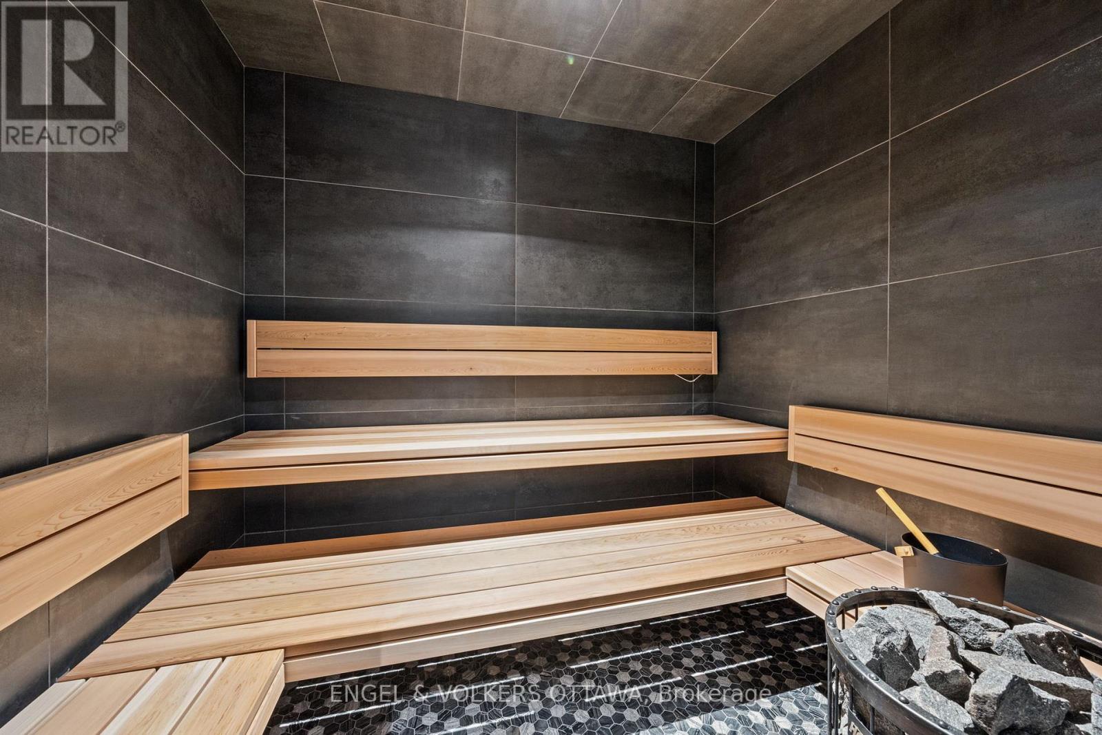 1 Delong Drive, Ottawa, Ontario  K1J 7E7 - Photo 45 - X12884522