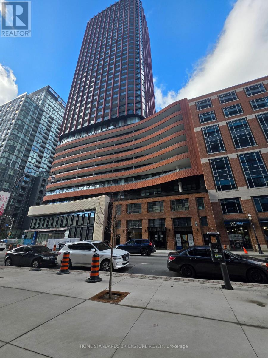 2007 - 180 FRONT STREET E, Toronto, Ontario