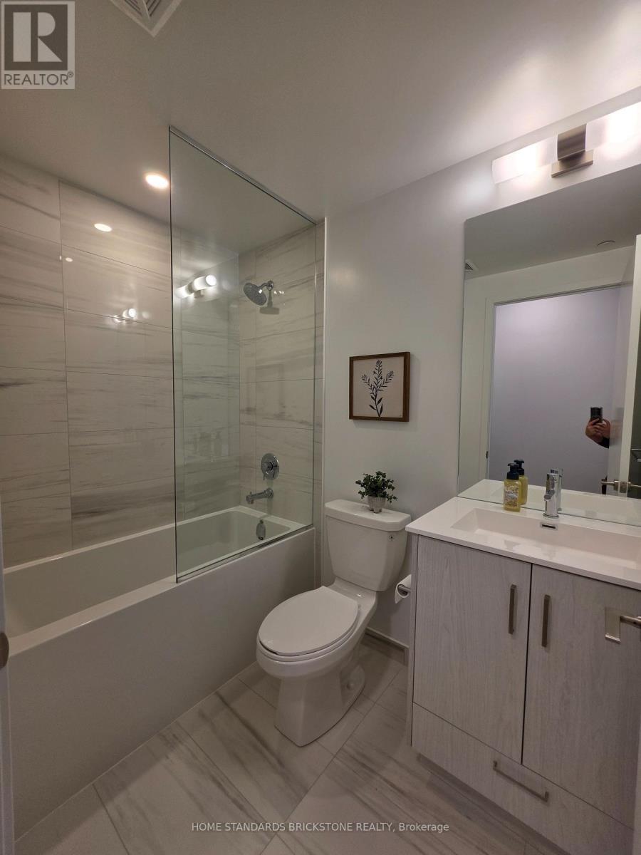 2007 - 180 Front Street E, Toronto, Ontario  M5A 0A9 - Photo 4 - C12884528