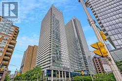 1901 - 37 GROSVENOR STREET, Toronto, Ontario