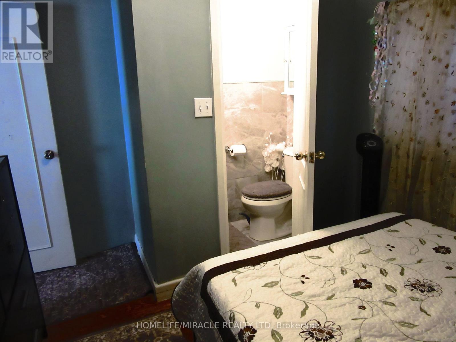 52 Birchmount Road, Toronto, Ontario  M1N 3J6 - Photo 10 - E12884524