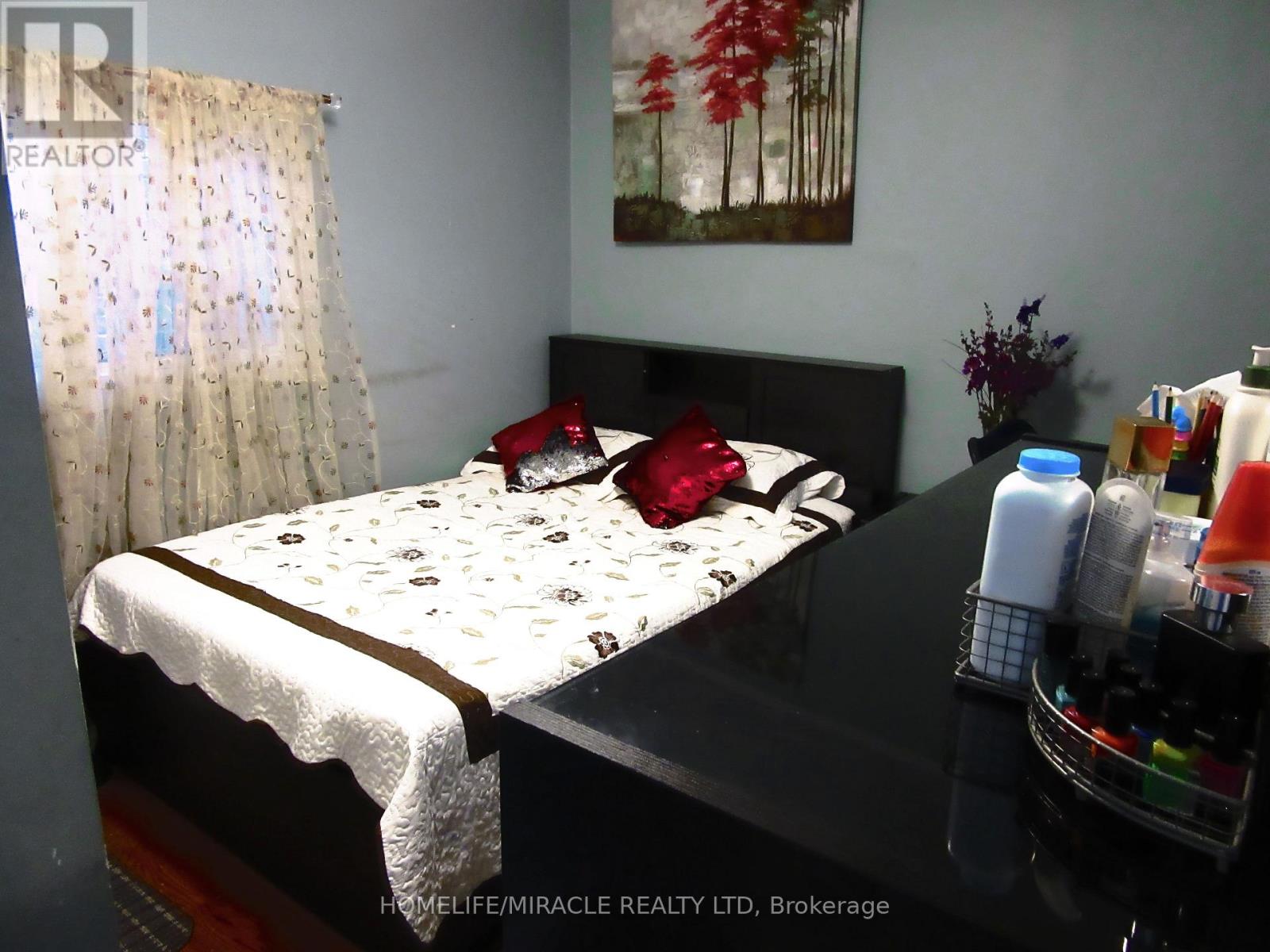 52 Birchmount Road, Toronto, Ontario  M1N 3J6 - Photo 11 - E12884524