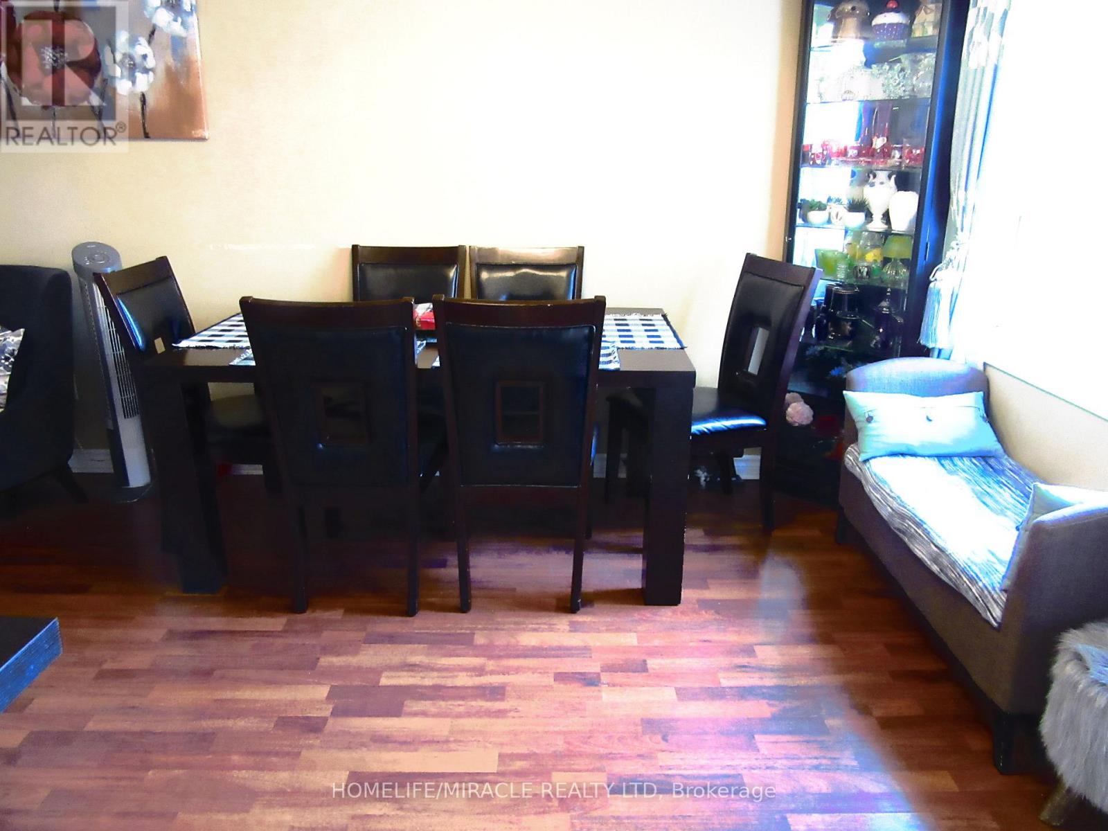 52 Birchmount Road, Toronto, Ontario  M1N 3J6 - Photo 3 - E12884524