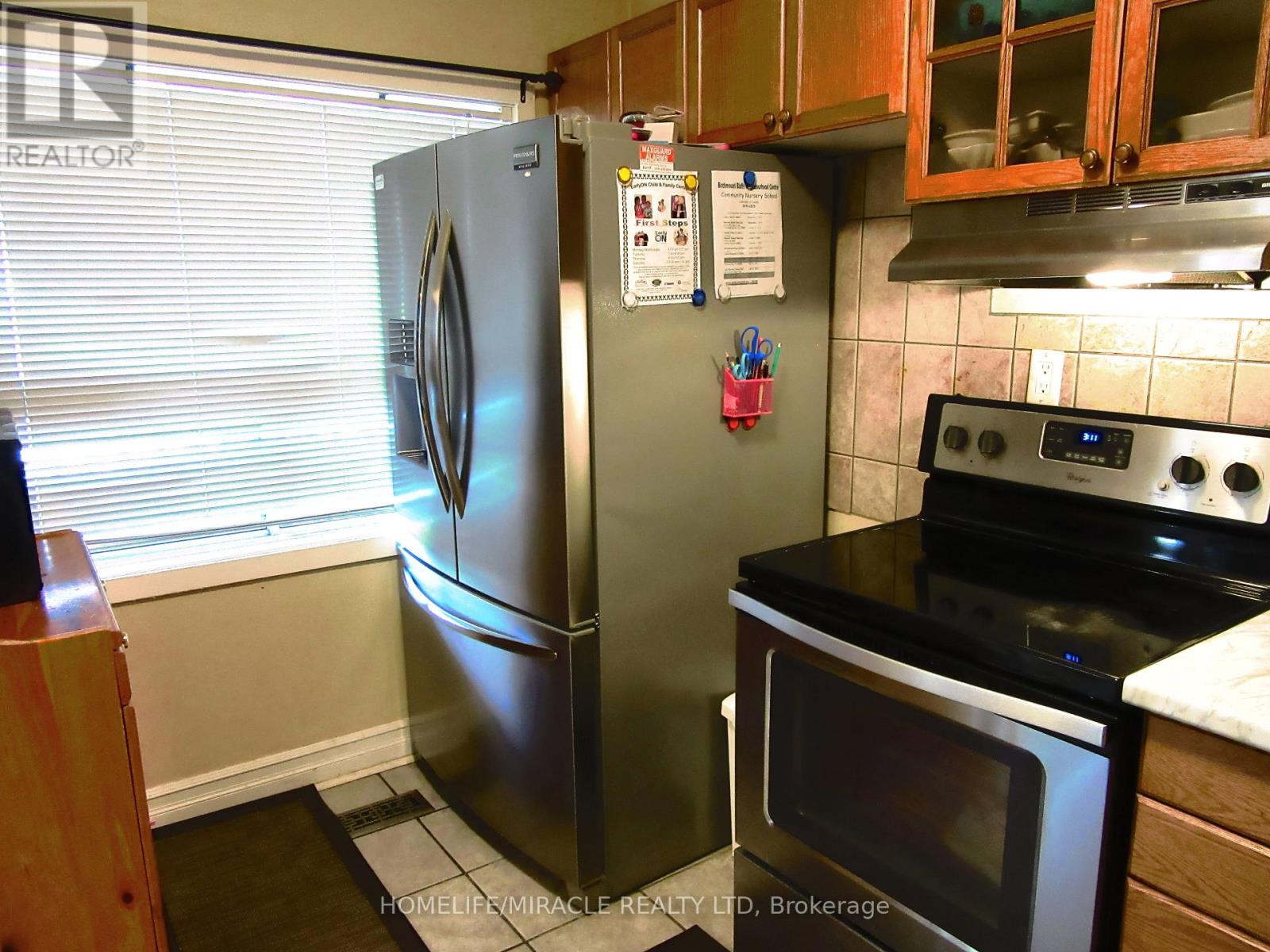 52 Birchmount Road, Toronto, Ontario  M1N 3J6 - Photo 6 - E12884524