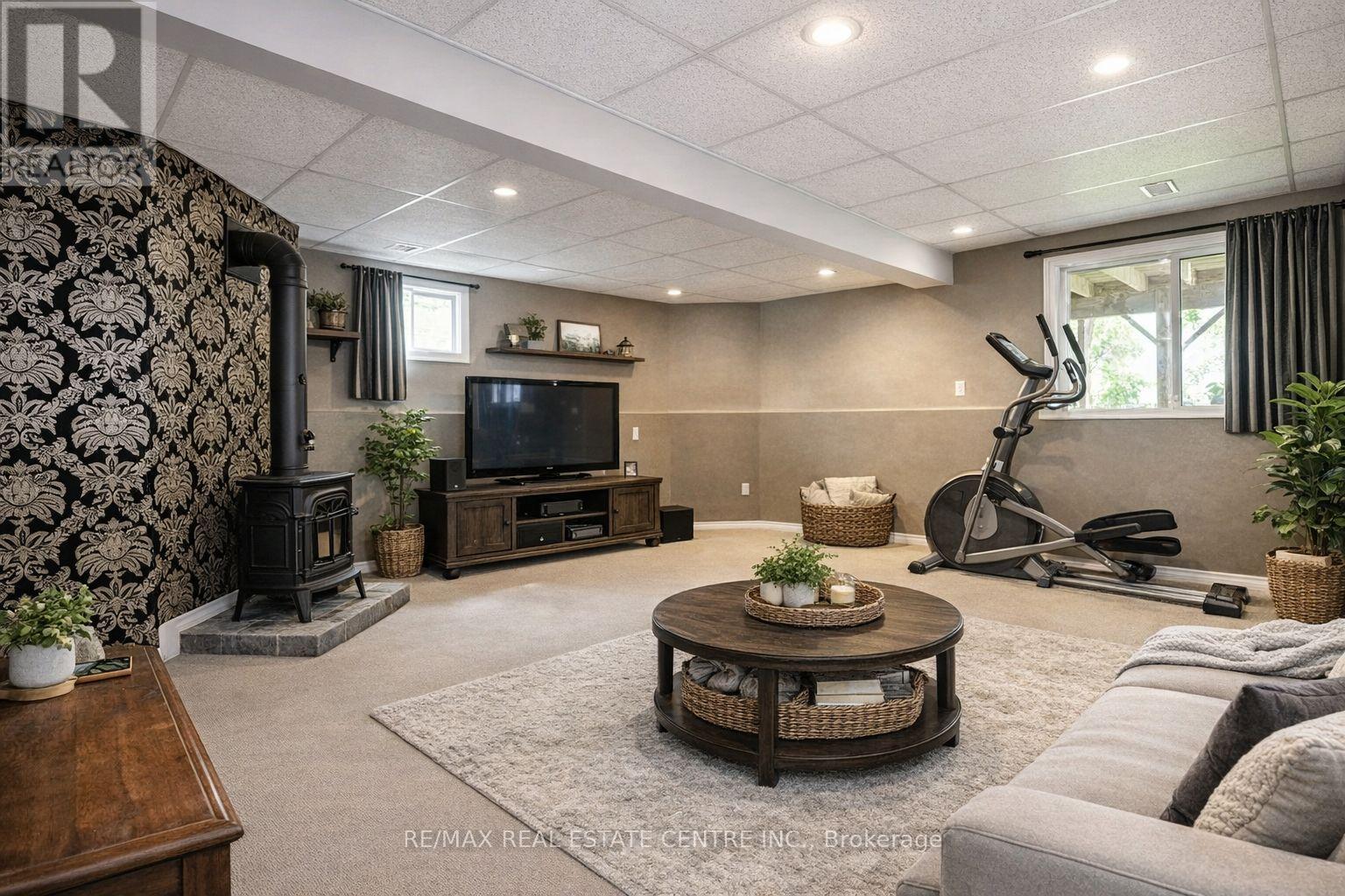 103 Armeda Clow Crescent, Essa, Ontario  L0M 1B2 - Photo 11 - N12884520