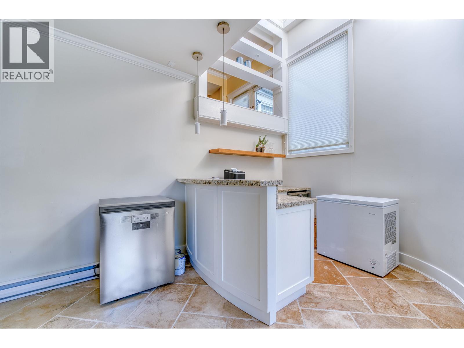 1987 W 37th Avenue, Vancouver, British Columbia  V6M 1N5 - Photo 14 - R3095395