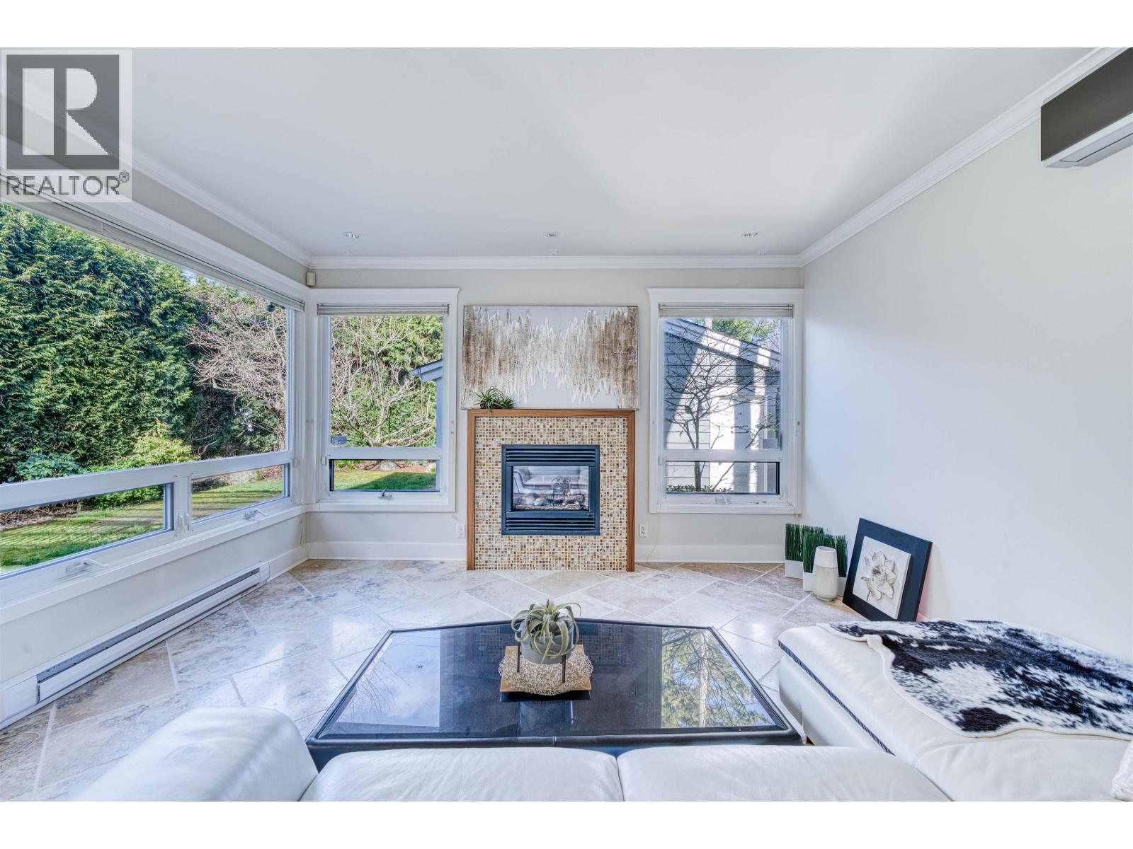 Listing Picture 22 of 23 : 1987 W 37TH AVENUE, Vancouver / 溫哥華 - 魯藝地產 Yvonne Lu Group - MLS Medallion Club Member