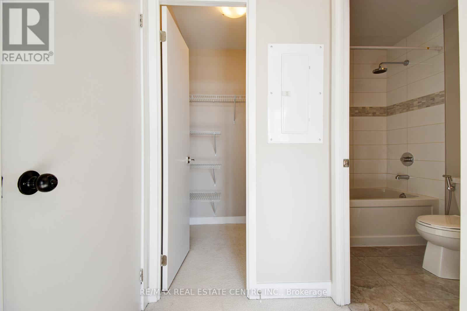 519 - 4055 Parkside Village Drive, Mississauga, Ontario  L5B 0K8 - Photo 32 - W12884534