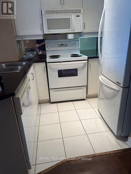 1807 - 8 Rean Drive, Toronto, Ontario  M2K 3B9 - Photo 8 - C12884560