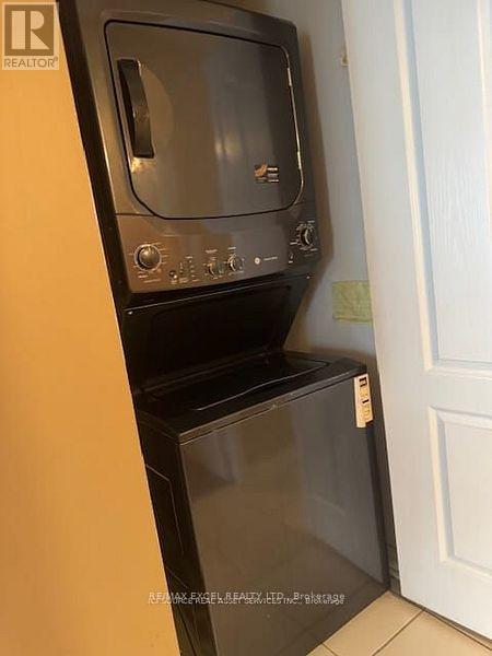 1807 - 8 Rean Drive, Toronto, Ontario  M2K 3B9 - Photo 9 - C12884560