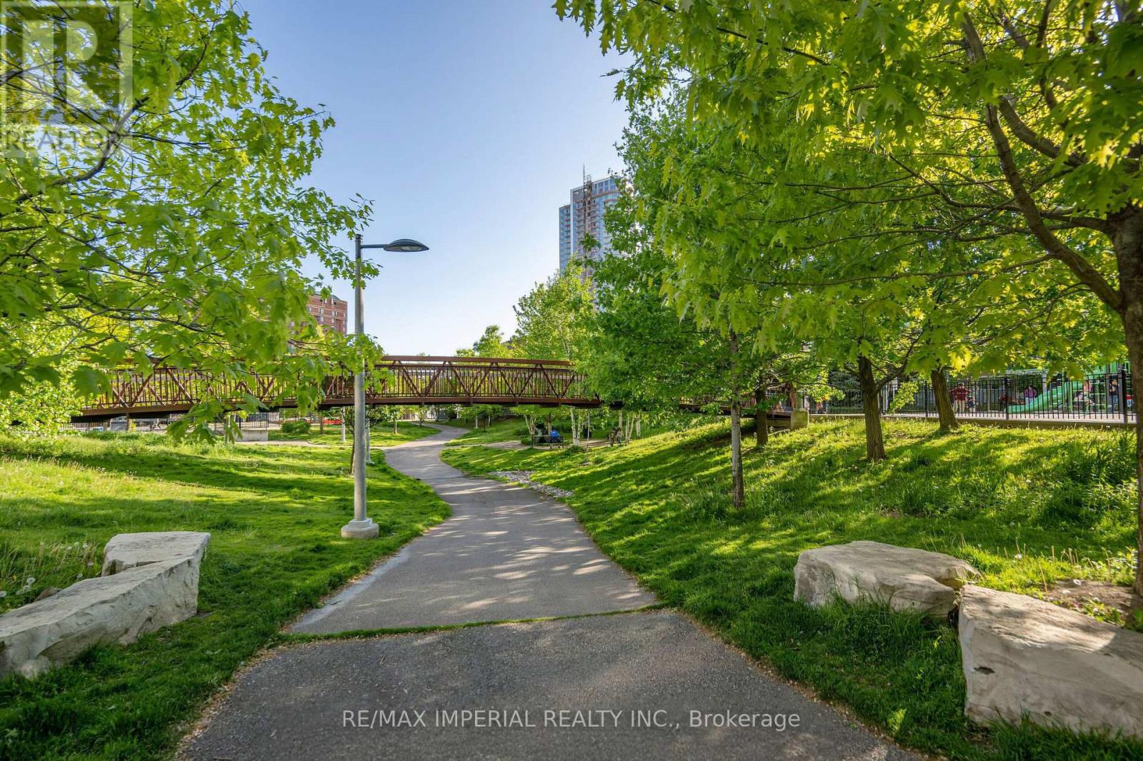 1215 - 181 Village Green Square, Toronto, Ontario  M1S 0K6 - Photo 31 - E12884552