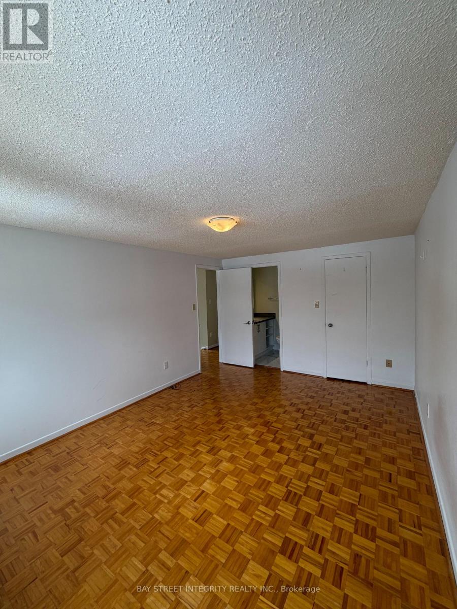 11 Roughfield Crescent, Toronto, Ontario  M1S 4K3 - Photo 15 - E12884558