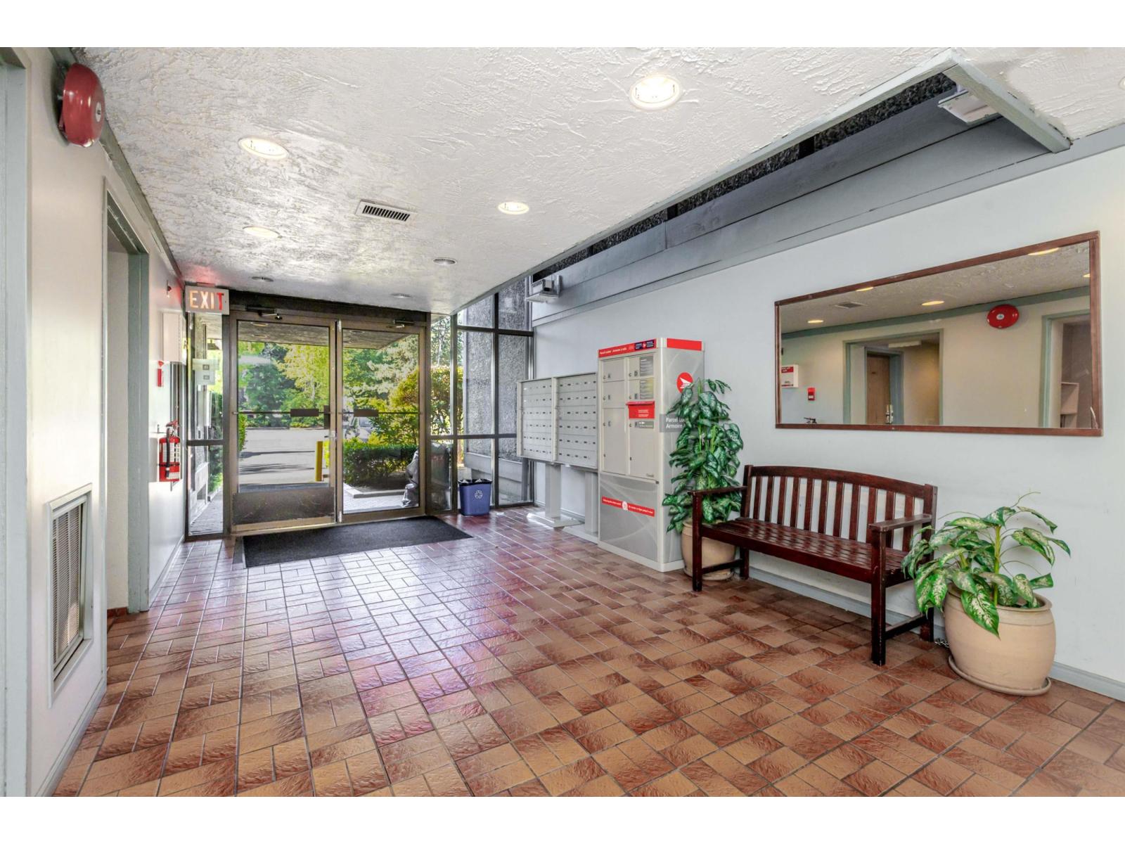 316 13507 96 Avenue, Surrey, British Columbia  V3V 7P3 - Photo 4 - R3099138