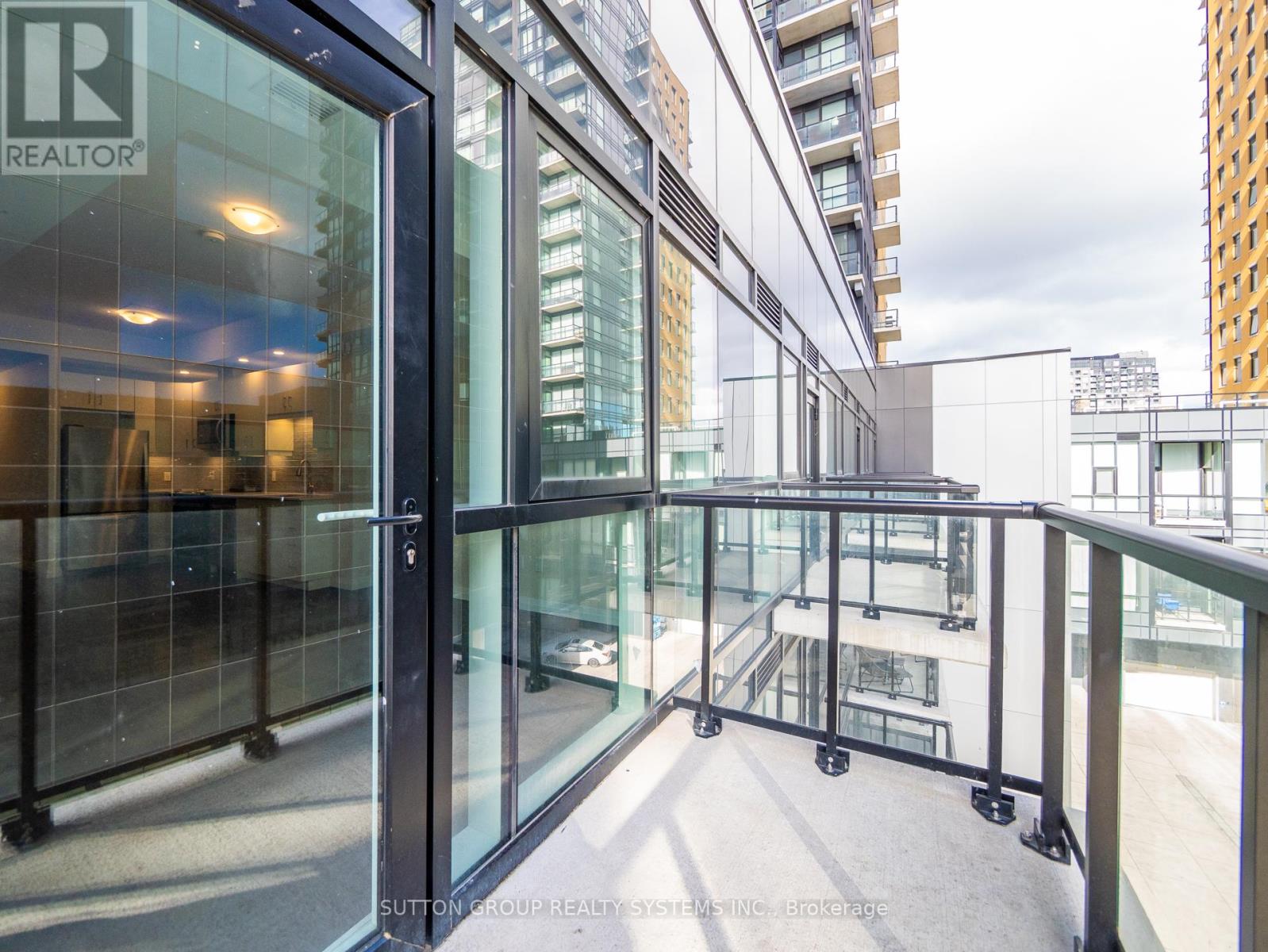 404 - 108 Garment Street, Kitchener, Ontario  N2G 0E2 - Photo 37 - X12884548