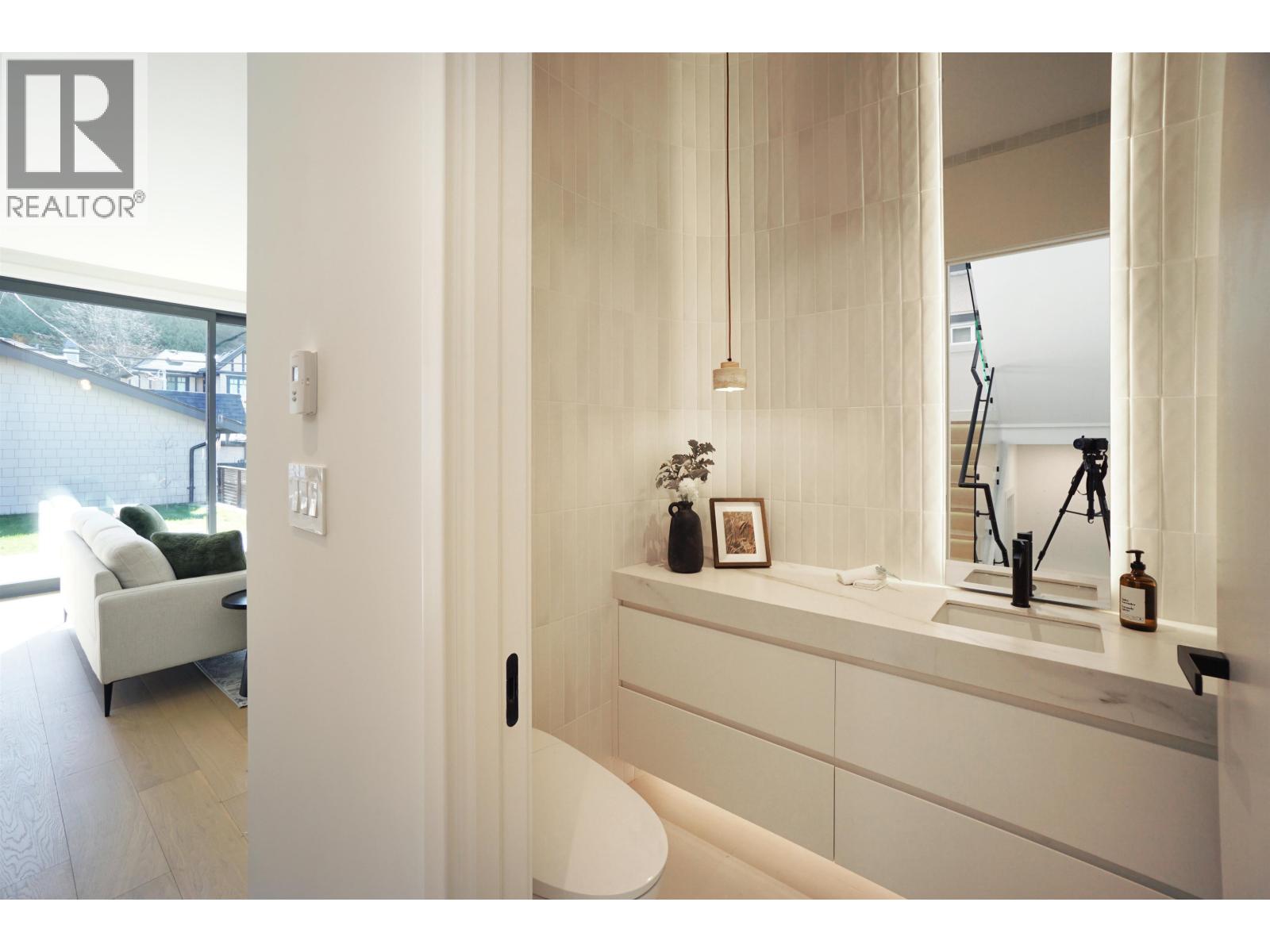 2 4634 W 15th Avenue, Vancouver, British Columbia V6R 3B6 - Photo 11 - R3099147