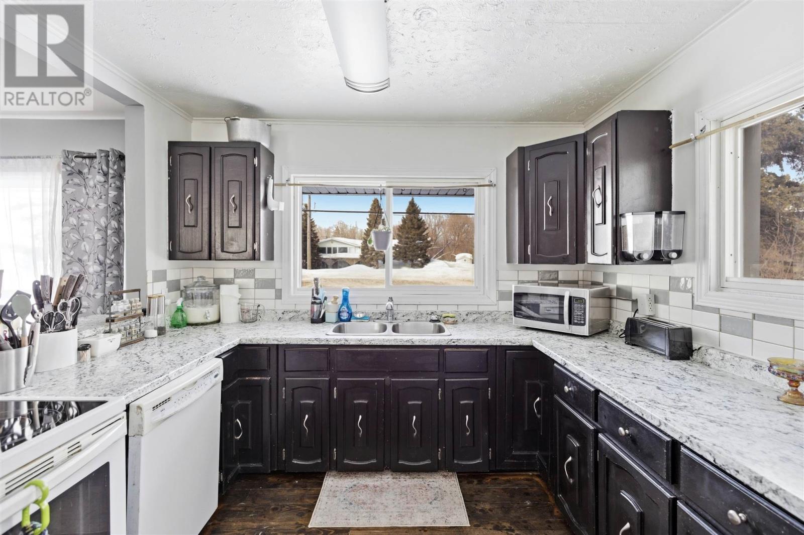 1363 Second Lin W, Sault Ste. Marie, Ontario P6A 6K4 - Photo 9 - SM260381