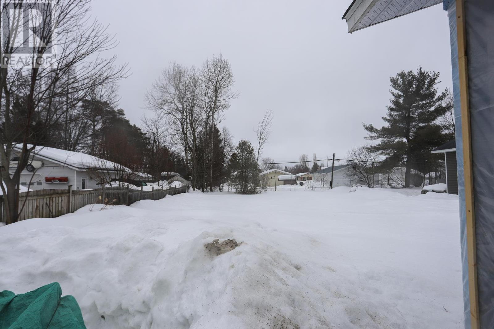 85 Glenwood Ave, Sault Ste. Marie, Ontario  P6A 4T8 - Photo 3 - SM260439