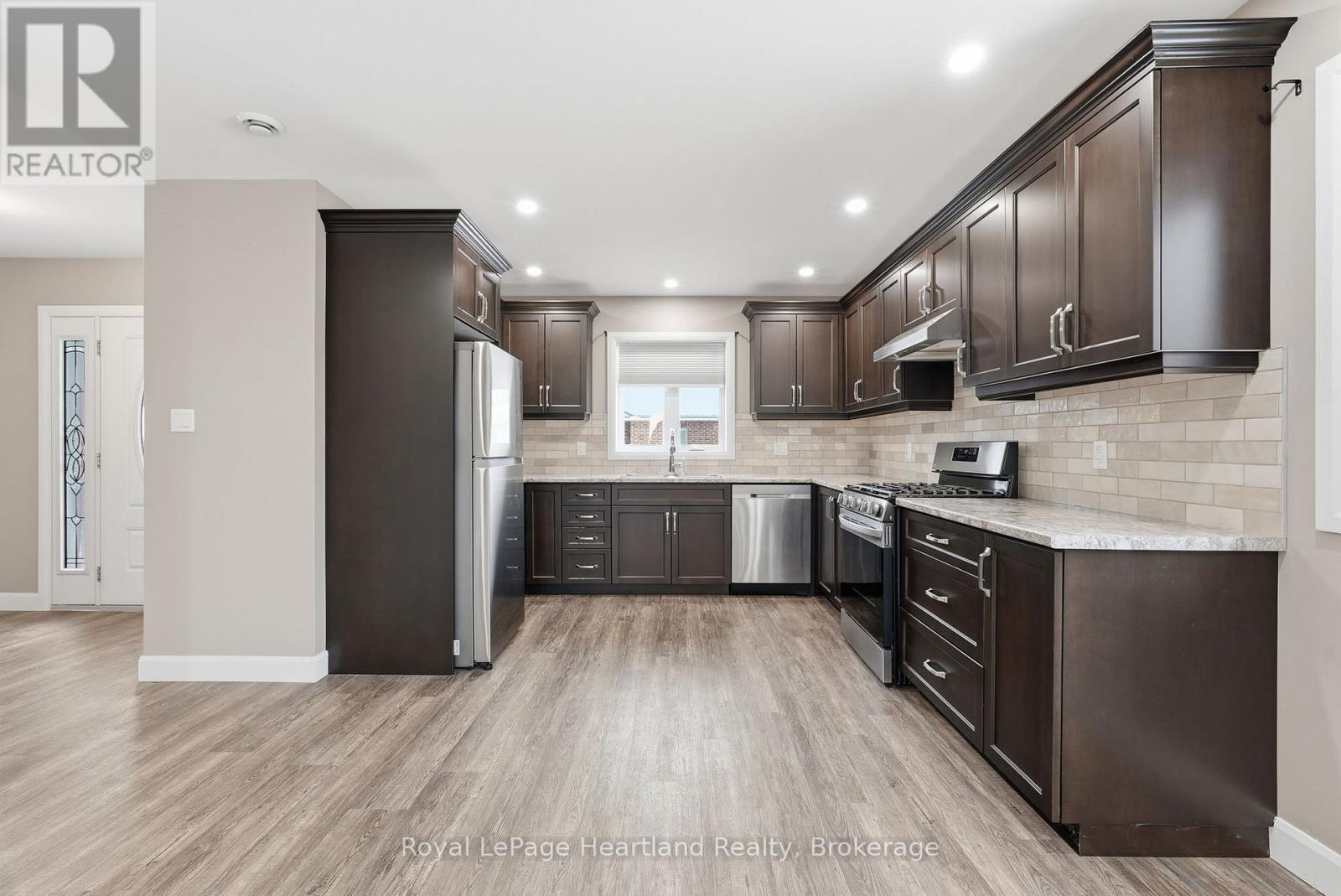 6b Isabella Street, South Bruce, Ontario  N0G 2S0 - Photo 5 - X12884592