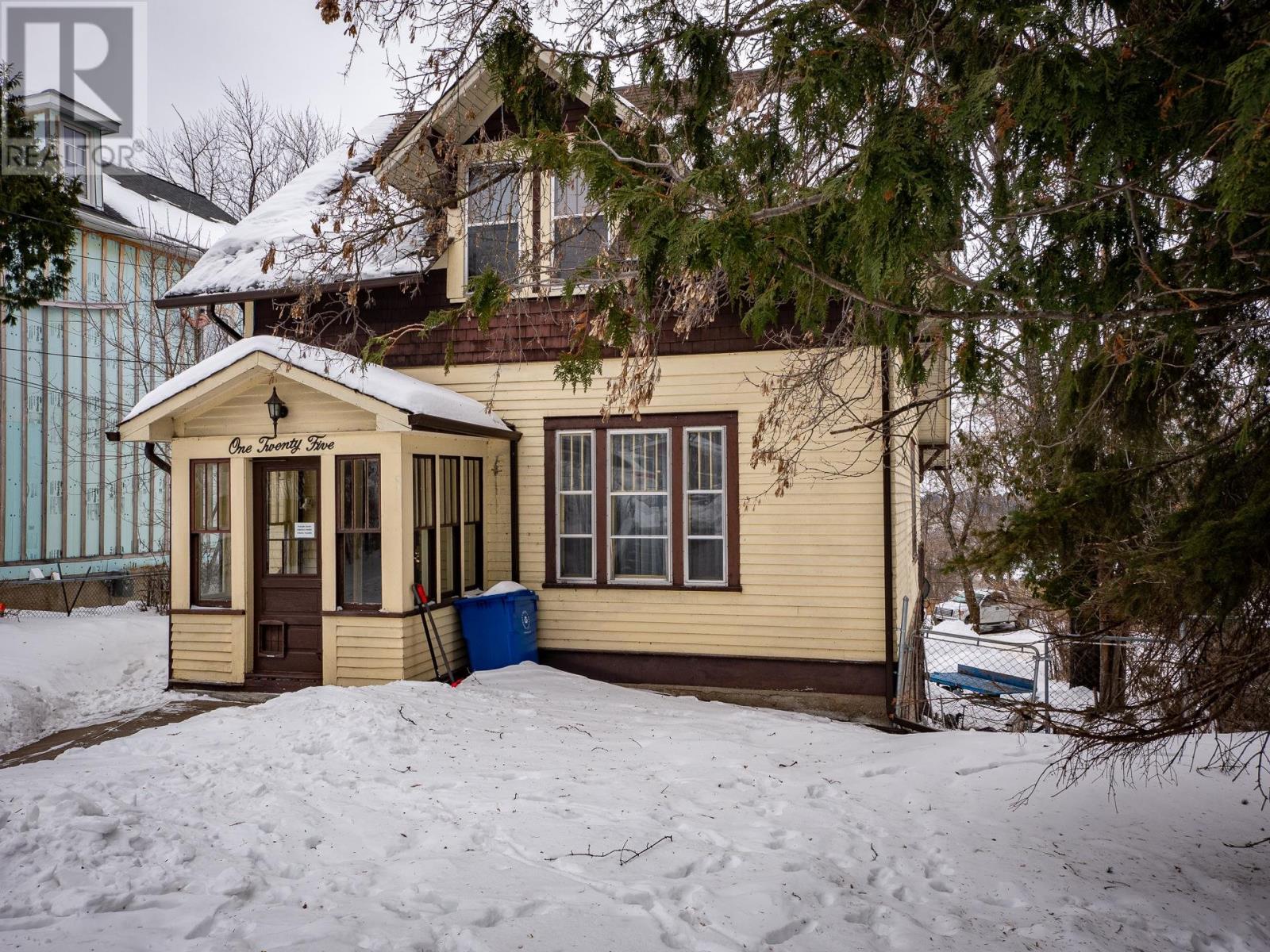 125 Fourth St N, Kenora, Ontario  P9N 2M6 - Photo 3 - TB2600360