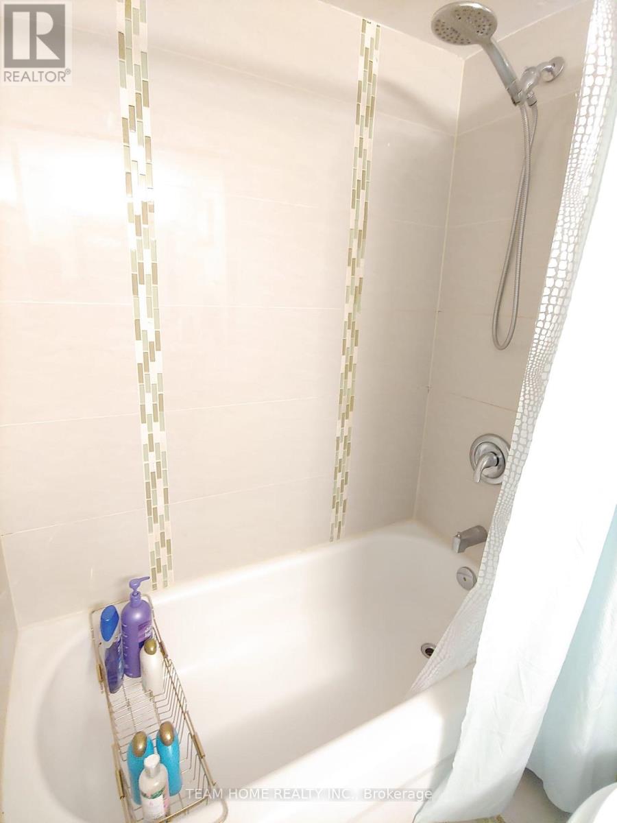 303 - 205 Wynford Drive, Toronto (Flemingdon Park), Ontario  M3C 3P4 - Photo 26 - C12883172