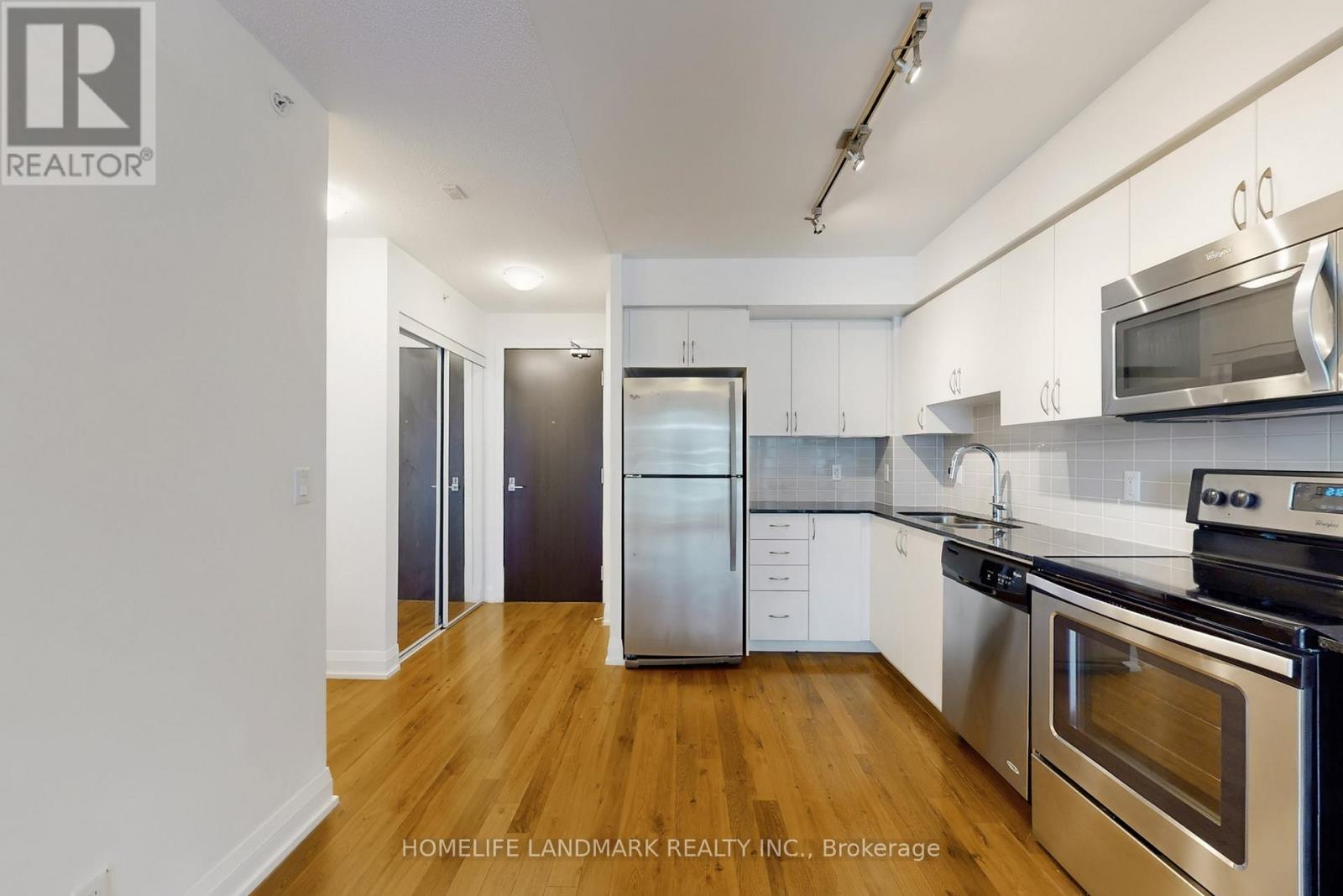 512 - 376 Highway 7 E, Richmond Hill, Ontario  L4B 0C7 - Photo 6 - N12837276