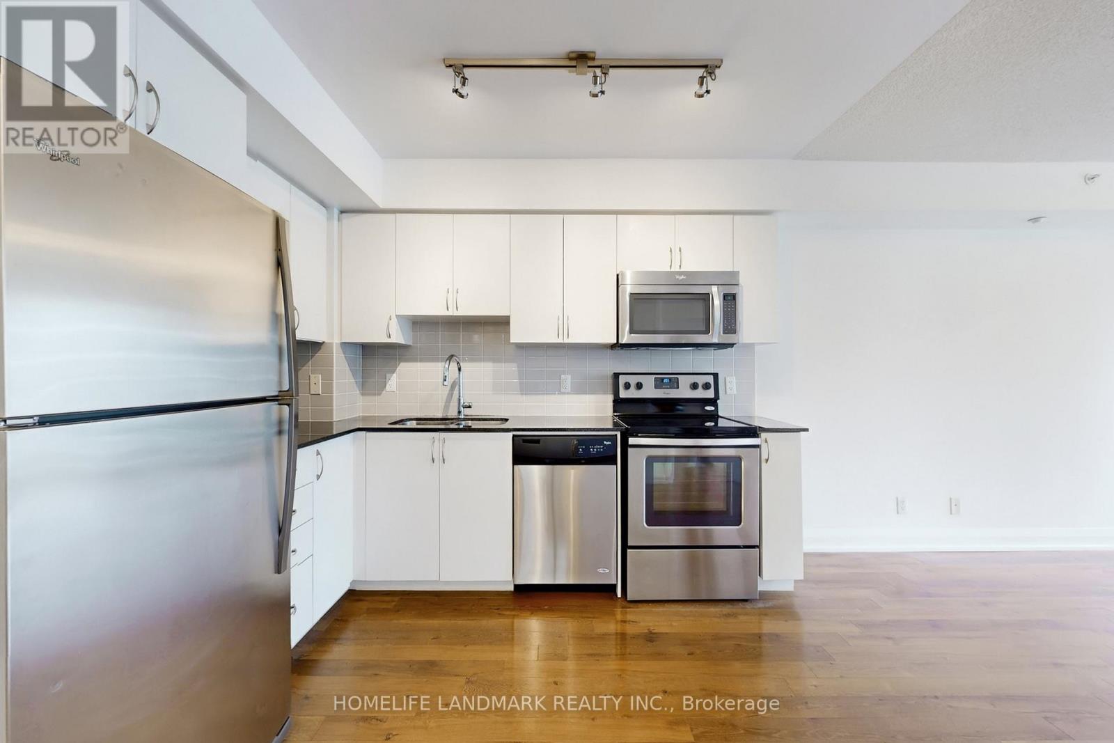 512 - 376 Highway 7 E, Richmond Hill, Ontario  L4B 0C7 - Photo 7 - N12837276