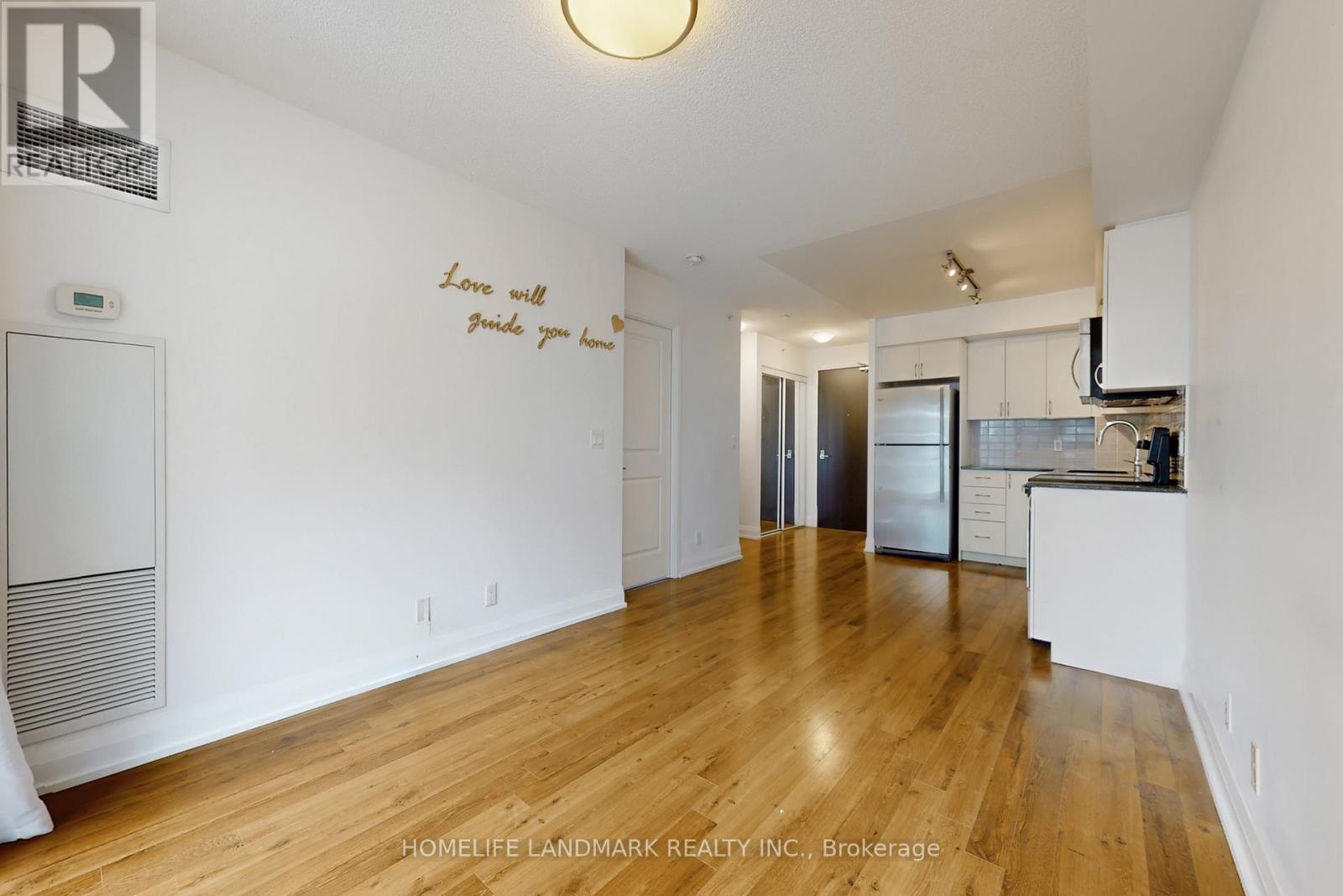 512 - 376 Highway 7 E, Richmond Hill, Ontario  L4B 0C7 - Photo 5 - N12837276