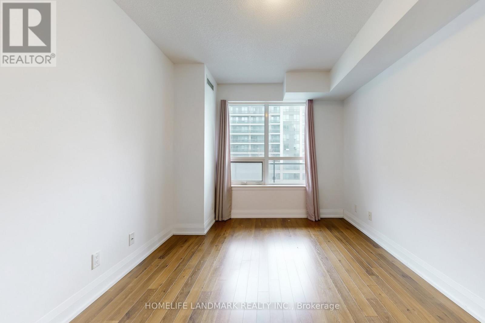 512 - 376 Highway 7 E, Richmond Hill, Ontario  L4B 0C7 - Photo 9 - N12837276