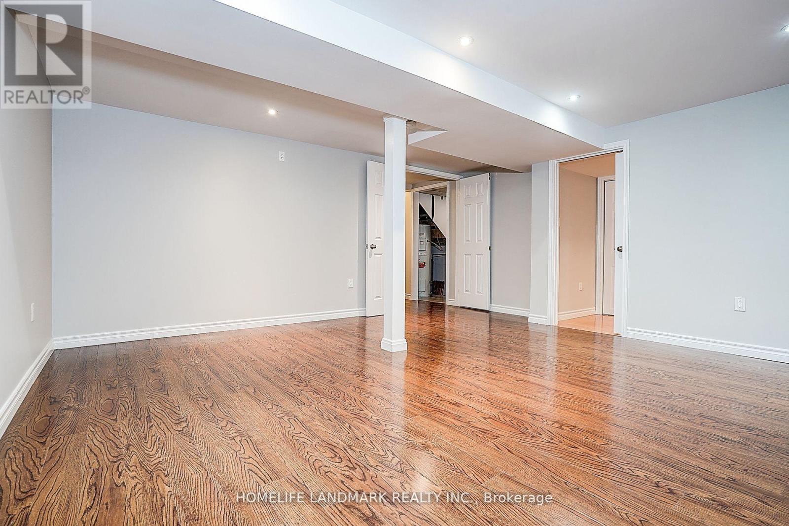 25 Bracken Fern Way, Toronto, Ontario  M2J 4L5 - Photo 4 - C12884578