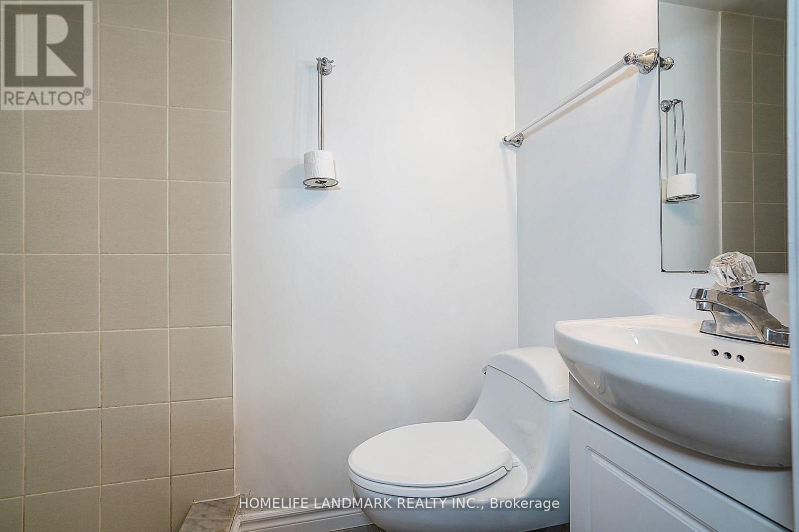 25 Bracken Fern Way, Toronto, Ontario  M2J 4L5 - Photo 6 - C12884578