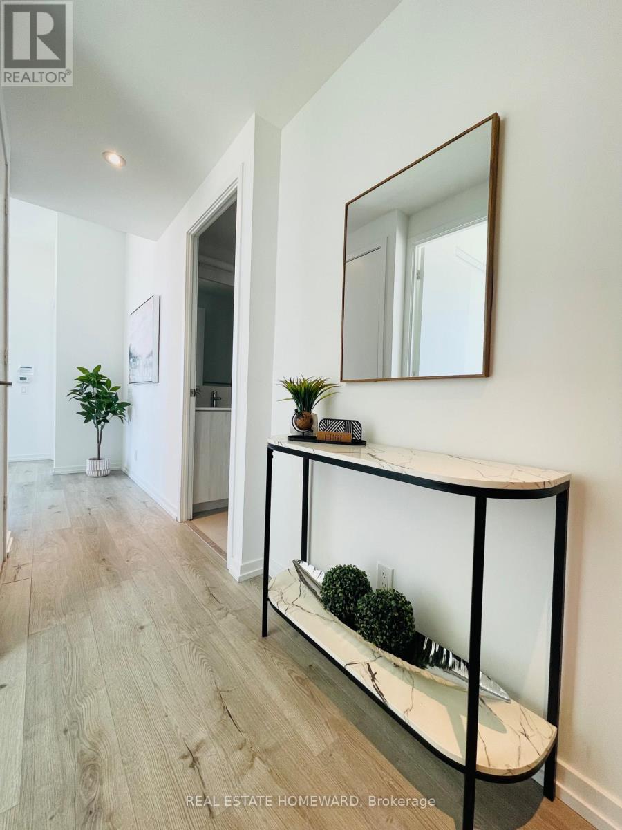 1711 - 1000 Portage Parkway, Vaughan, Ontario L4K 0L1 - Photo 5 - N12884574