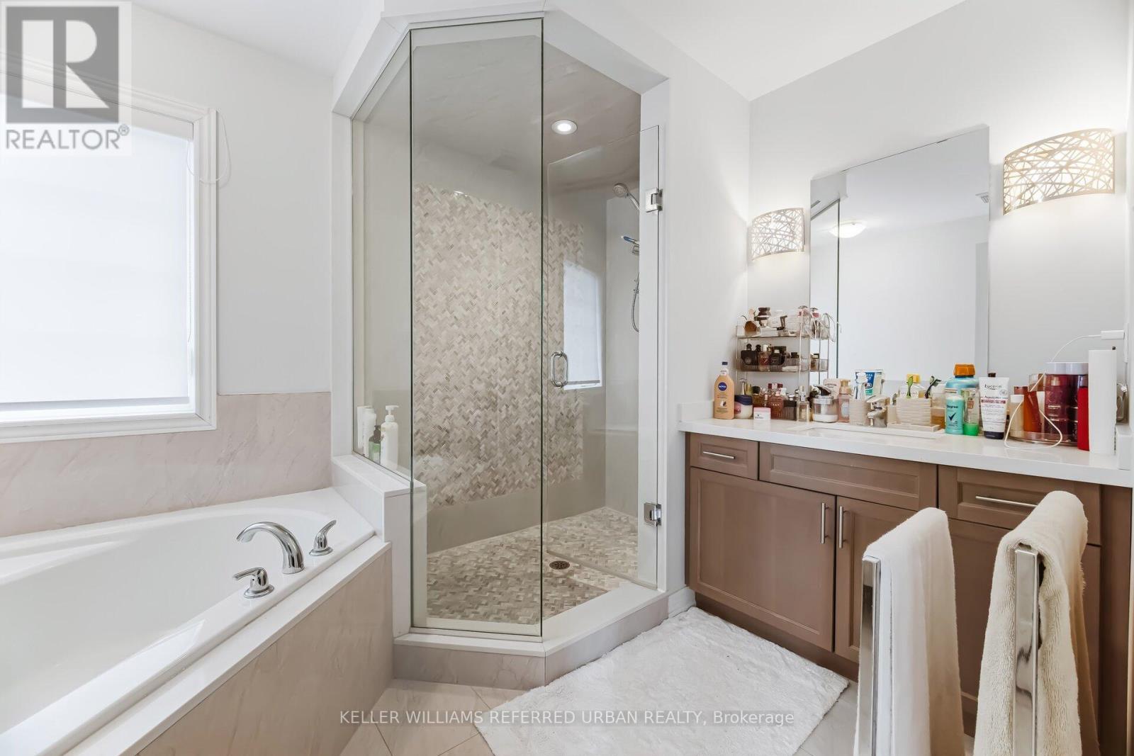 8 - 21 Madonna Drive, Hamilton (Carpenter), Ontario  L9B 0H1 - Photo 16 - X12883646