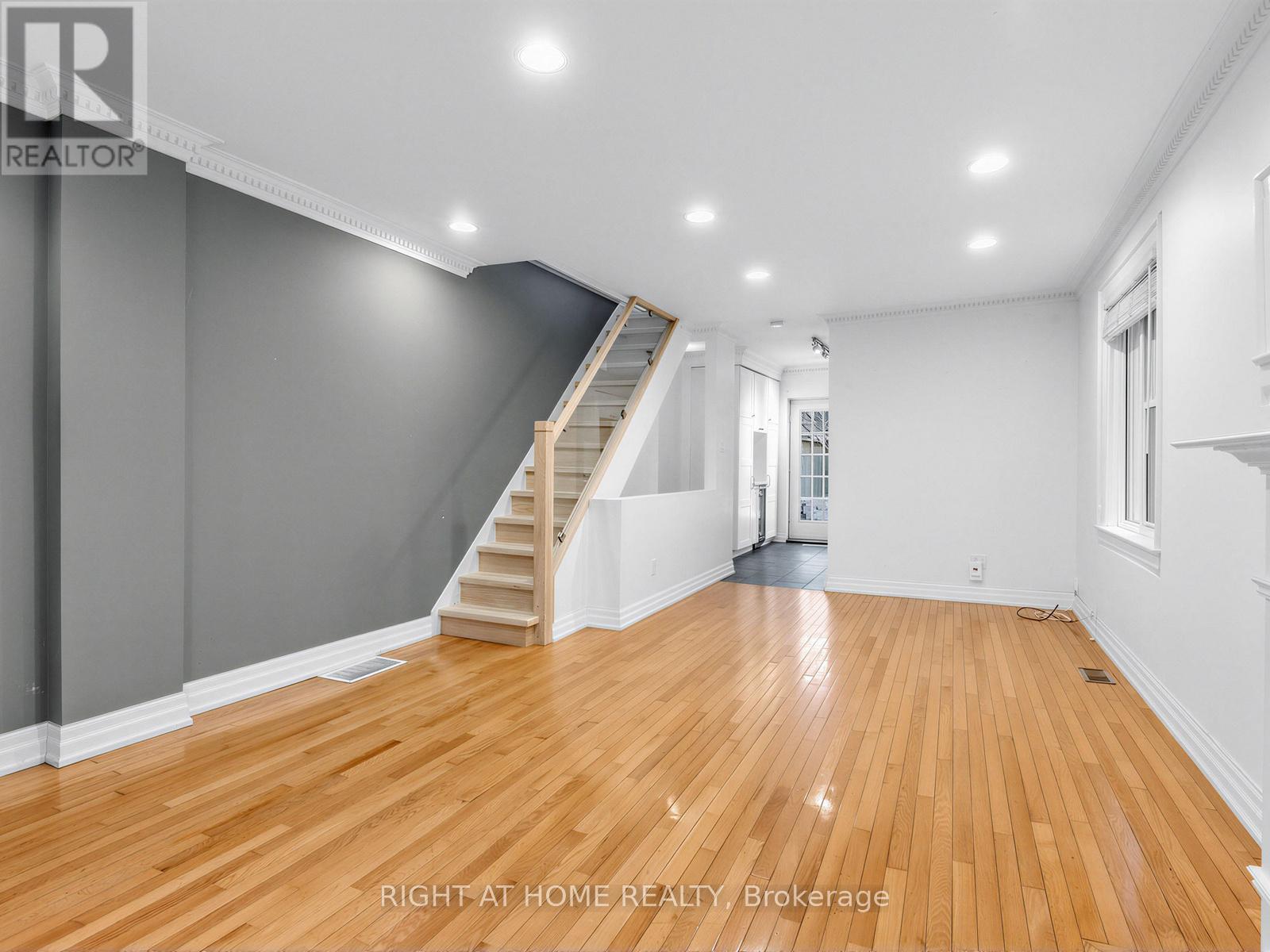 68 Glenforest Road, Toronto (Lawrence Park North), Ontario  M4N 1Z8 - Photo 10 - C12884596