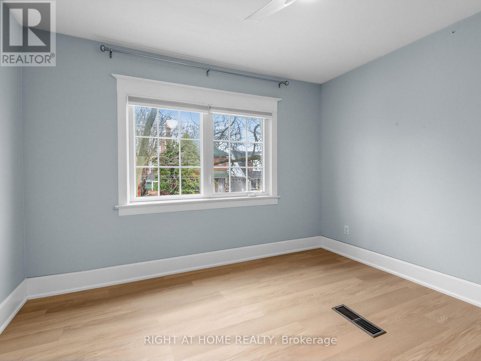 68 Glenforest Road, Toronto (Lawrence Park North), Ontario  M4N 1Z8 - Photo 14 - C12884596