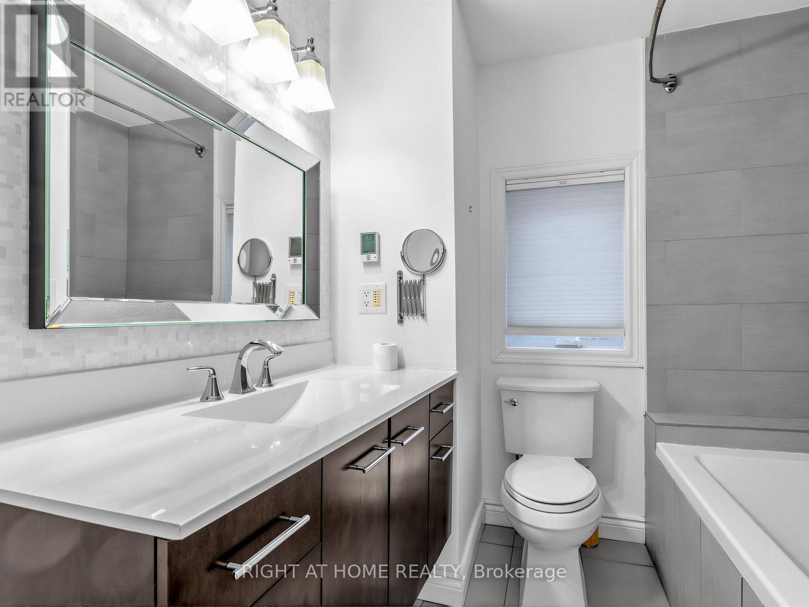 68 Glenforest Road, Toronto (Lawrence Park North), Ontario  M4N 1Z8 - Photo 19 - C12884596