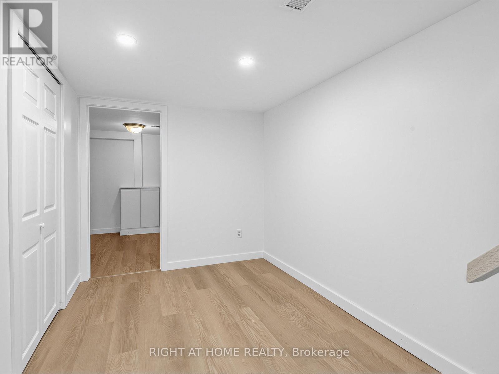 68 Glenforest Road, Toronto (Lawrence Park North), Ontario  M4N 1Z8 - Photo 21 - C12884596