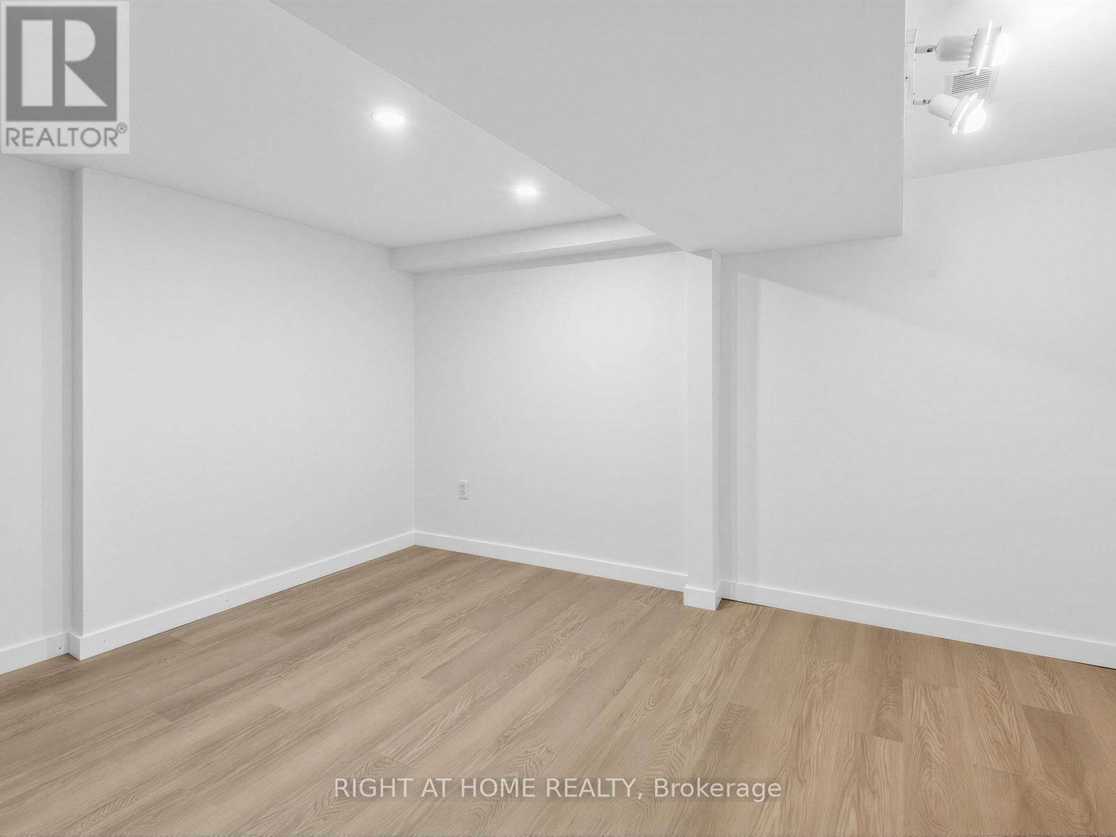 68 Glenforest Road, Toronto (Lawrence Park North), Ontario  M4N 1Z8 - Photo 24 - C12884596