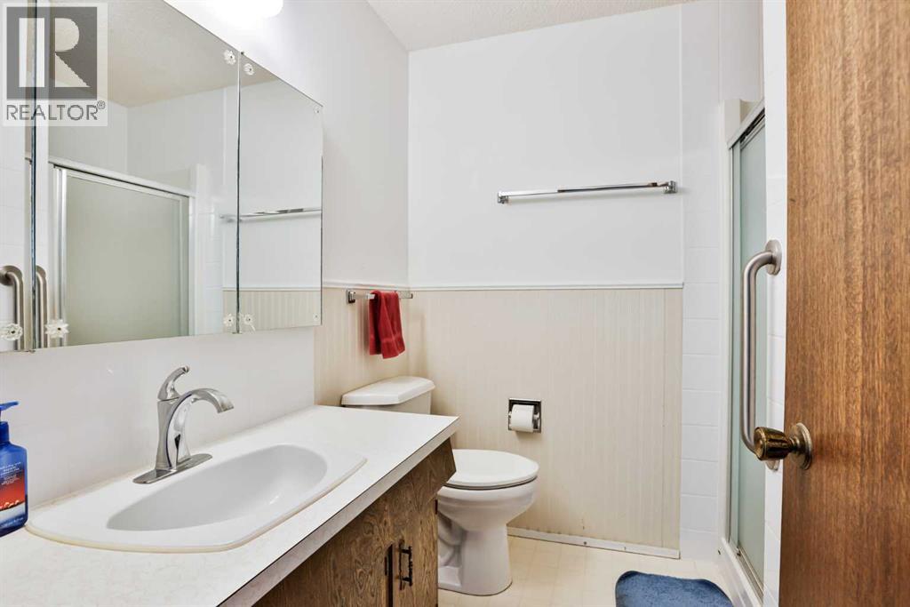 159 Park Avenue, Raymond, Alberta  T0K 2S0 - Photo 14 - A2292200