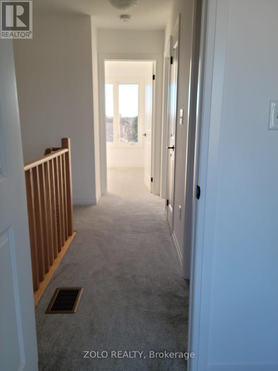 119 Fairlane Avenue, Barrie, Ontario  L9J 0M5 - Photo 13 - S12884620