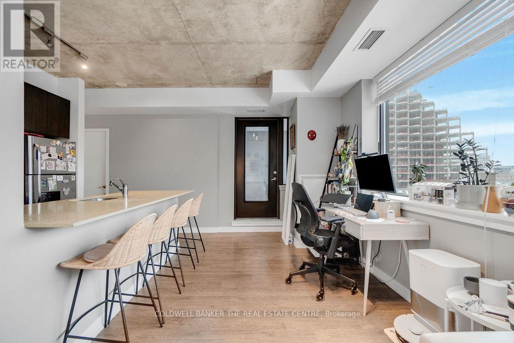 802 - 400 Wellington Street W, Toronto (Waterfront Communities), Ontario  M5V 0B5 - Photo 17 - C12770016